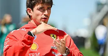 Charles Leclerc sigue con Ferrari