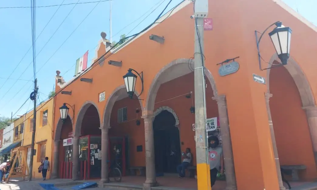 Perfilan rev&eacute;s a exconcejales de Villa de Pozos