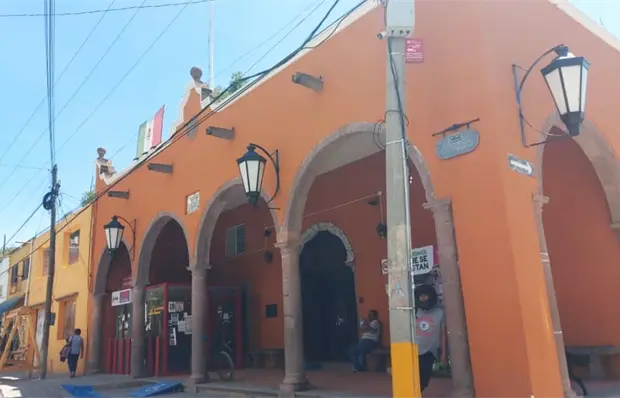 Perfilan rev&eacute;s a exconcejales de Villa de Pozos