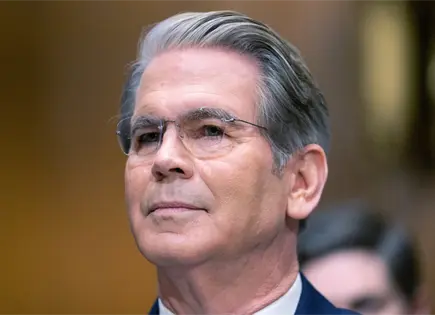 Jueza en Florida reabre demanda contra inmunidad fiscal de Trump