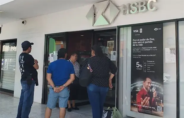 Cierran sucursal  de banco HSBC