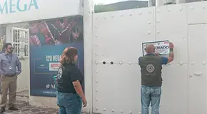 Clausuran empresa cablera tras muerte de un empleado