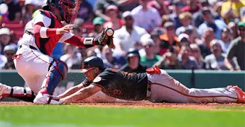 Con rally de 6 carreras triunfan los Orioles
