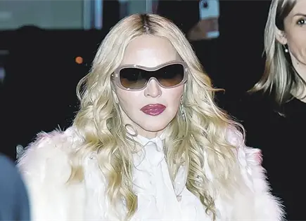 MADONNA PRESENTA &acute;CONFESSIONS II&acute; 