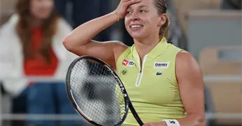 Maja Chwalinska avanza a la final de Roland Garros 2024: "Voy a beber mi t&eacute;"