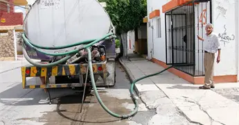 Piperos elevan sus costos tras la demanda de agua