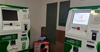 Queda ac&eacute;falo y sumido en el caos, el Registro Civil