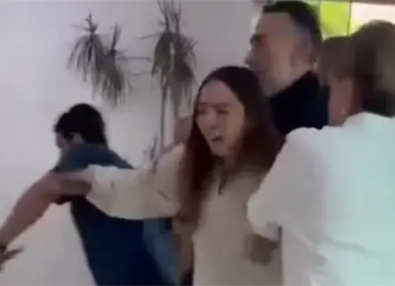 Sheinbaum pide a Harfuch revisar actitud violenta de alcalde en Metepec (video)