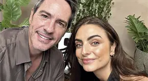 Aislinn Derbez elogia rol de Mauricio Ochmann como papá