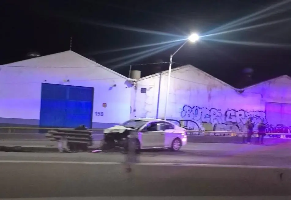 Choque en puente de Circuito Potosí deja dos personas heridas