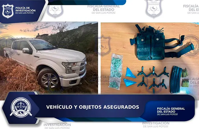 Hallan camioneta abandonada con drogas y cargadores