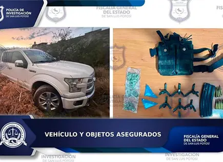 Hallan camioneta abandonada con drogas y cargadores