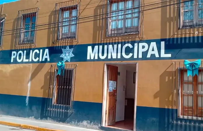 Otorgarán uniformes a policías municipales