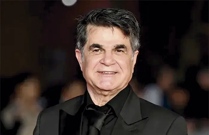 a JAFAR PANAHI, CINEASTA IRANÍ, TRIBUNAL LE DA UN AÑO DE PRISIÓN