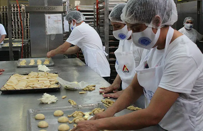 Avanza presencia femenina en las empresas: STyPS