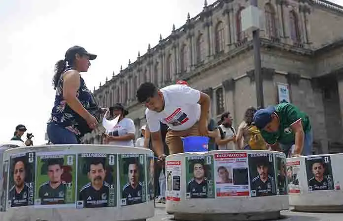 Familias crean álbum de desaparecidos