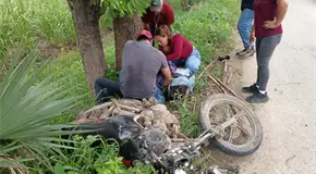 Jornalero sufre accidente en su motocicleta en la Valles-Naranjo