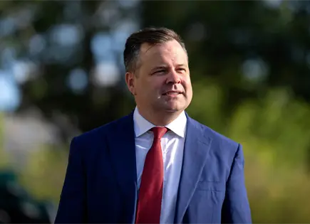 Nombramiento de Bill Pulte complica pr&oacute;rroga de vigilancia en Senado