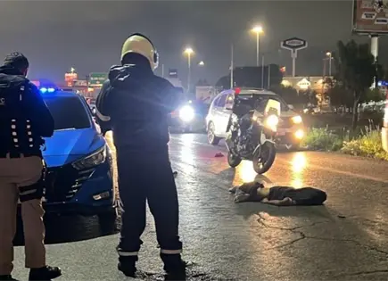 Muere hombre atropellado en carretera 57 Muere hombre atropellado en carretera 57