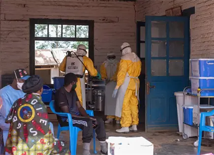 Ébola en Congo deja más de 100 muertos y complica respuesta sanitaria Ébola en Congo deja más de 100 muertos y complica respuesta sanitaria