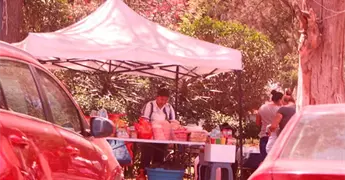 Plaza principal de Villa de Pozos se vuelve un "tianguis"