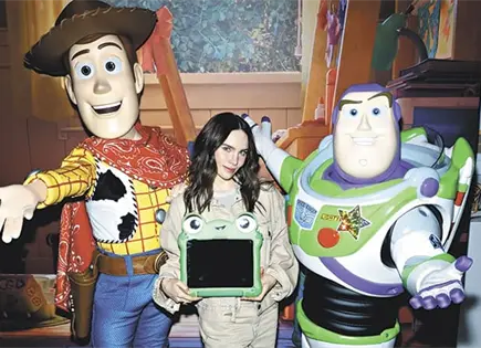SE SUMA A TOY STORY SE SUMA A TOY STORY