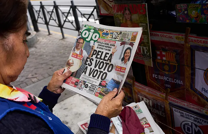 Luchan voto a voto en la cuenta de sufragios de Perú