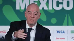 Infantino es objeto de bromas por exjugadores brasile&ntilde;os