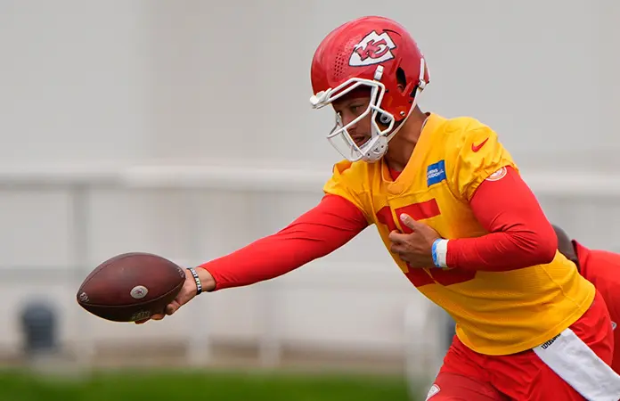 Chiefs firman a Patrick Mahomes