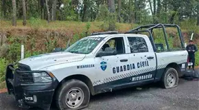 CJNG mata a 5polic&iacute;as a tiros