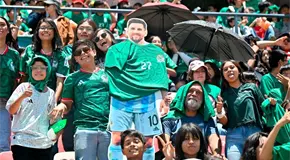 No se forz&oacute; a bur&oacute;cratas a asistir al estadio: Torres S&aacute;nchez