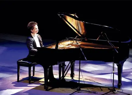 Fusión, recital de piano de Mateo Hurtado Fusión, recital de piano de Mateo Hurtado
