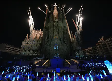 Papa León XIV oficia misa en Sagrada Familia con presencia real Papa León XIV oficia misa en Sagrada Familia con presencia real