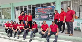 Protestan maestros contra nueva Ley ISSSTE