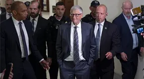 "Reuni&oacute;n con Epstein, error de juicio"