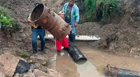 Vallenses sin agua, fuga en Santa Luc&iacute;a 