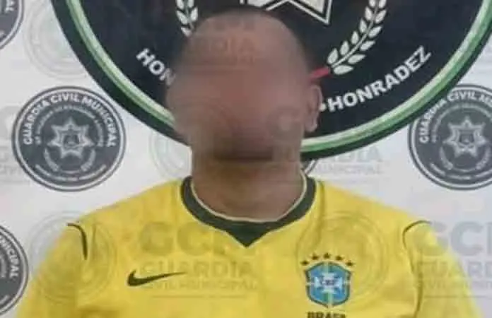 Arrestan a borracho por amenazar gente