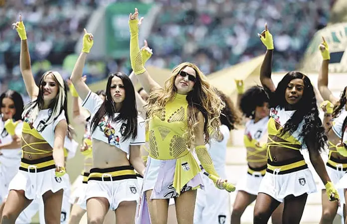 CORONA LA INAUGURACIÓN DEL MUNDIAL