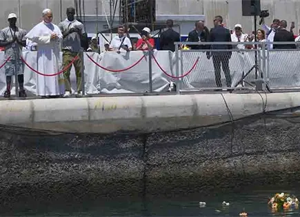 El papa critica el drama migratorio El papa critica el drama migratorio