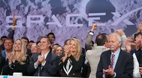 Elon Musk se convierte en billonario con oferta p&uacute;blica de SpaceX