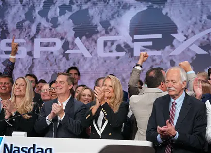 Elon Musk se convierte en billonario con oferta pública de SpaceX Elon Musk se convierte en billonario con oferta pública de SpaceX