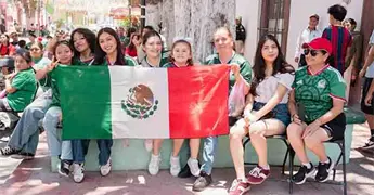 Euforia por triunfo de Selecci&oacute;n de M&eacute;xico