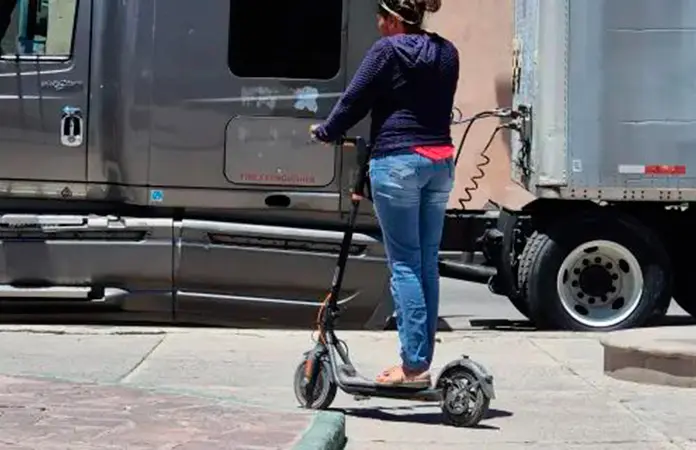 Nuevo reglamento de Tránsito regulará scooters