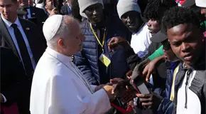 Papa Le&oacute;n XIV advierte a traficantes de migrantes en Canarias