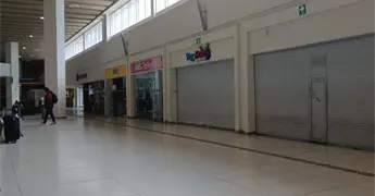 Apag&oacute;n de 12 horas afect&oacute; al comercio en el AIPA