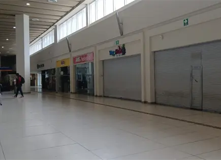 Apagón de 12 horas afectó al comercio en el AIPA Apagón de 12 horas afectó al comercio en el AIPA