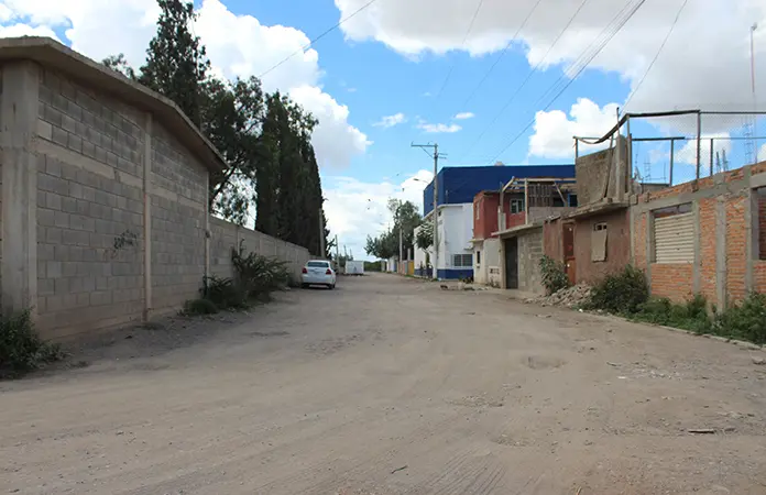 Denuncian grave deterioro de calles en Fracc. Los Graneros
