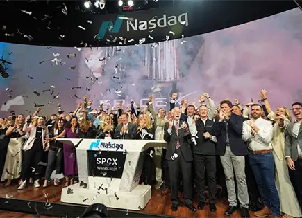 Elon Musk, el primer billonario del mundo Elon Musk, el primer billonario del mundo