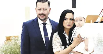 JOSÉ MARÍA ES BAUTIZADO JOSÉ MARÍA ES BAUTIZADO