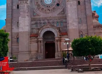 Llama Iglesia a cuidar el medio ambiente Llama Iglesia a cuidar el medio ambiente